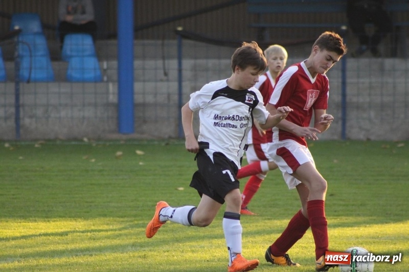 Zdjęcie w galerii na portalu naszraciborz.pl: Trampkarze KS Krzanowice rozgromili KS Naprzód Borucin  wiadomości z regionu