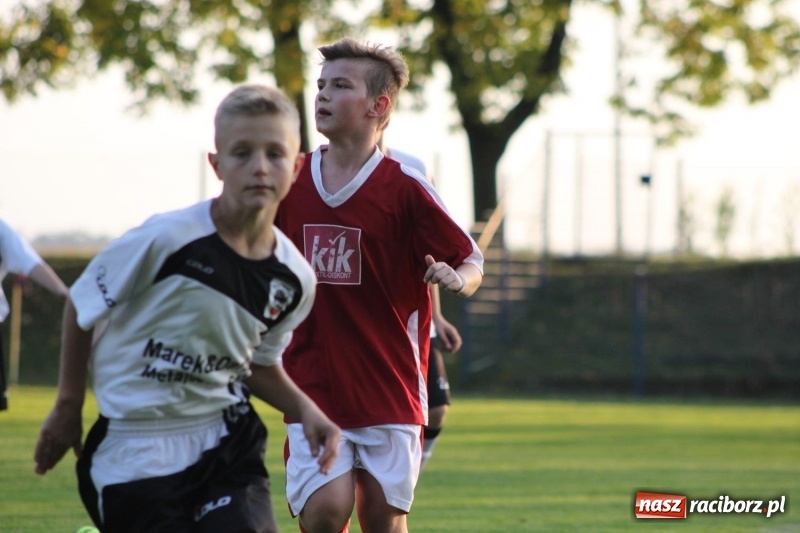 Zdjęcie w galerii na portalu naszraciborz.pl: Trampkarze KS Krzanowice rozgromili KS Naprzód Borucin  wiadomości z regionu