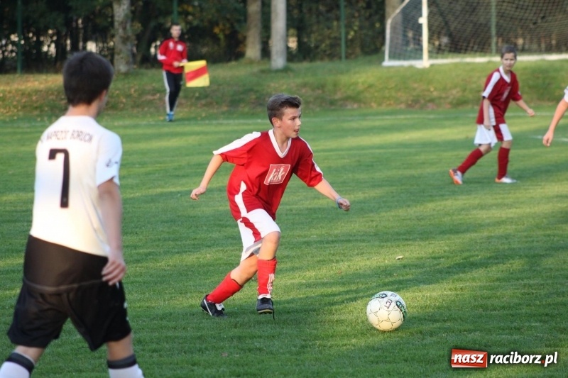 Zdjęcie w galerii na portalu naszraciborz.pl: Trampkarze KS Krzanowice rozgromili KS Naprzód Borucin  wiadomości z regionu