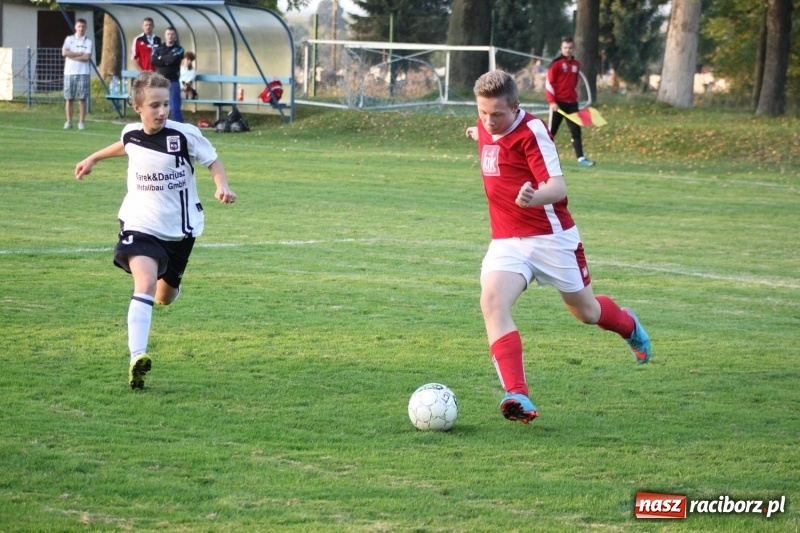 Zdjęcie w galerii na portalu naszraciborz.pl: Trampkarze KS Krzanowice rozgromili KS Naprzód Borucin  wiadomości z regionu