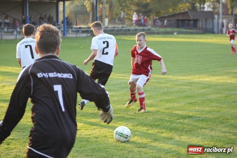 Zdjęcie w galerii na portalu naszraciborz.pl: Trampkarze KS Krzanowice rozgromili KS Naprzód Borucin  wiadomości z regionu