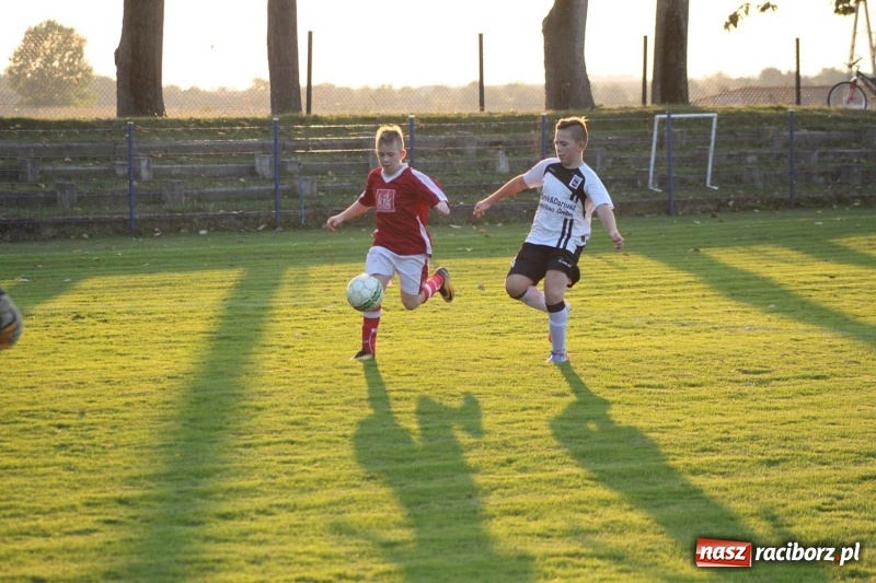 Zdjęcie w galerii na portalu naszraciborz.pl: Trampkarze KS Krzanowice rozgromili KS Naprzód Borucin  wiadomości z regionu