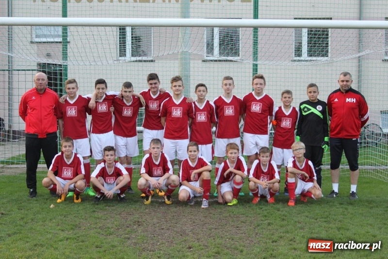 Zdjęcie w galerii na portalu naszraciborz.pl: Trampkarze KS Krzanowice rozgromili KS Naprzód Borucin  wiadomości z regionu