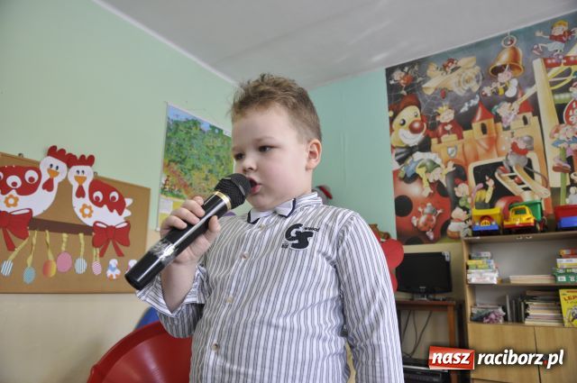 Zdjęcie w galerii na portalu naszraciborz.pl: Młodzi recytatorzy w Wojnowicach wiadomości z regionu