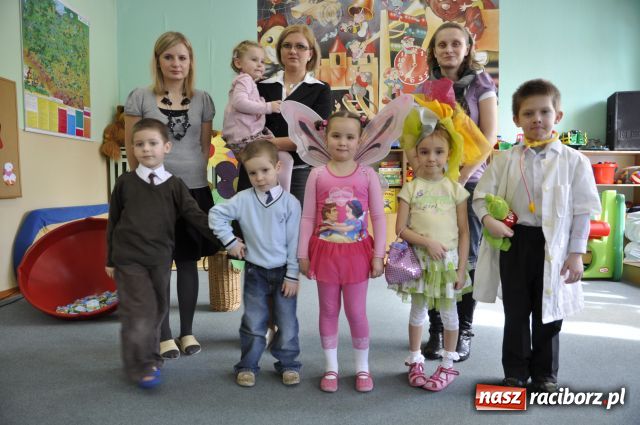 Zdjęcie w galerii na portalu naszraciborz.pl: Młodzi recytatorzy w Wojnowicach wiadomości z regionu