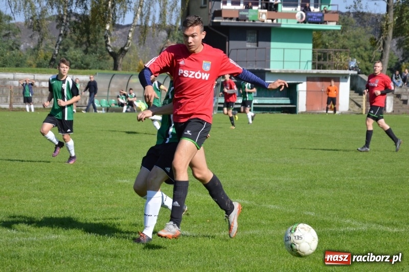 Zdjęcie w galerii na portalu naszraciborz.pl: Wicher zdmuchnął rezerwy pszowskiego Górnika  wiadomości z regionu