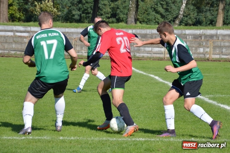 Zdjęcie w galerii na portalu naszraciborz.pl: Wicher zdmuchnął rezerwy pszowskiego Górnika  wiadomości z regionu