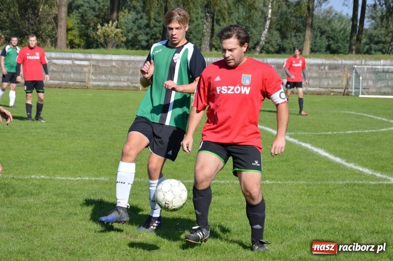 Zdjęcie w galerii na portalu naszraciborz.pl: Wicher zdmuchnął rezerwy pszowskiego Górnika  wiadomości z regionu