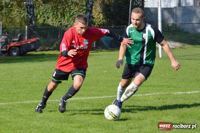 Zdjęcie w galerii na portalu naszraciborz.pl: Wicher zdmuchnął rezerwy pszowskiego Górnika  wiadomości z regionu