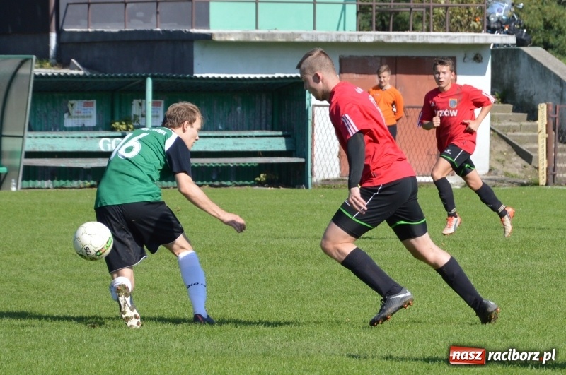 Zdjęcie w galerii na portalu naszraciborz.pl: Wicher zdmuchnął rezerwy pszowskiego Górnika  wiadomości z regionu