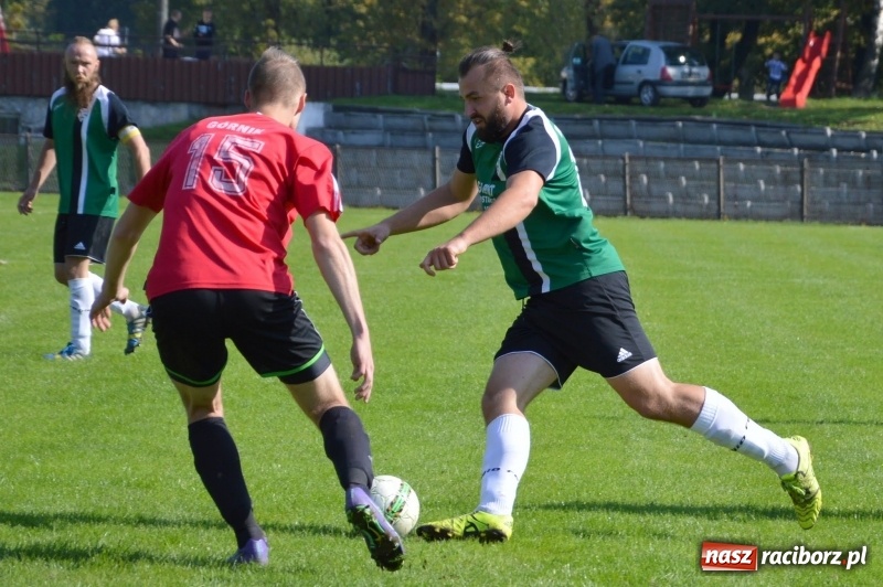 Zdjęcie w galerii na portalu naszraciborz.pl: Wicher zdmuchnął rezerwy pszowskiego Górnika  wiadomości z regionu