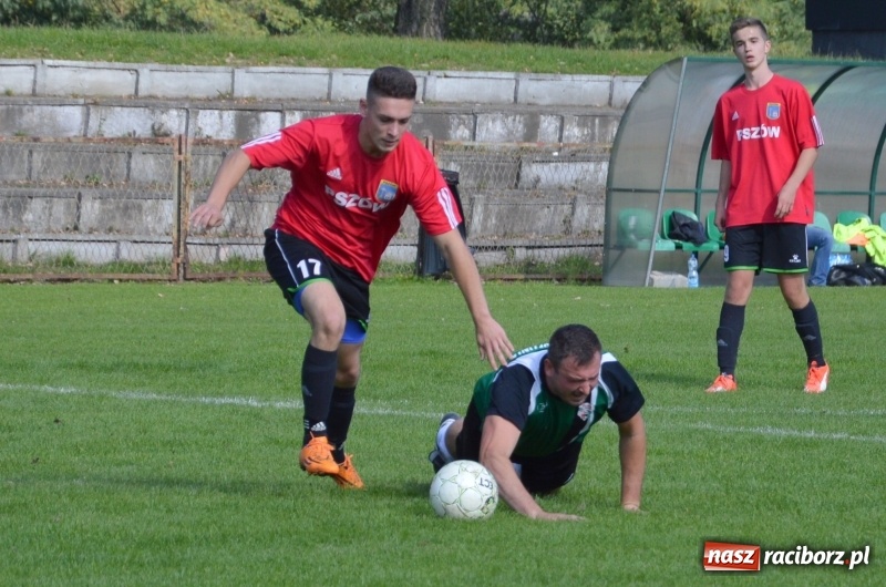 Zdjęcie w galerii na portalu naszraciborz.pl: Wicher zdmuchnął rezerwy pszowskiego Górnika  wiadomości z regionu
