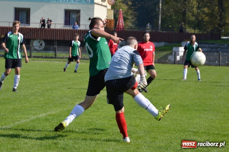 Zdjęcie w galerii na portalu naszraciborz.pl: Wicher zdmuchnął rezerwy pszowskiego Górnika  wiadomości z regionu