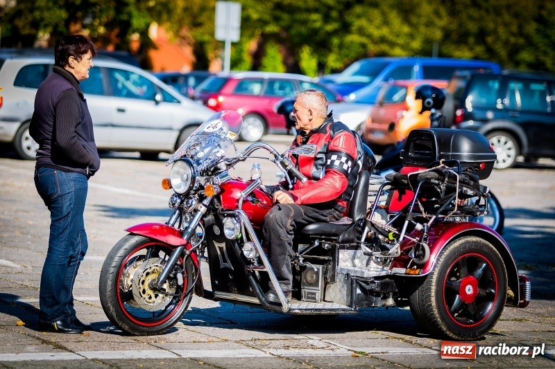 Zdjęcie w galerii na portalu naszraciborz.pl: Kilkuset motocyklistów na nieszporach dziękczynnych w Rudniku wiadomości z regionu