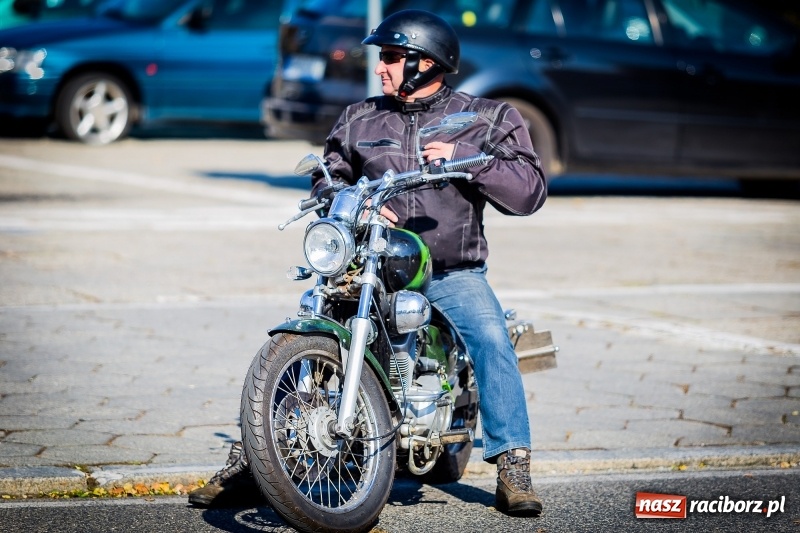 Zdjęcie w galerii na portalu naszraciborz.pl: Kilkuset motocyklistów na nieszporach dziękczynnych w Rudniku wiadomości z regionu
