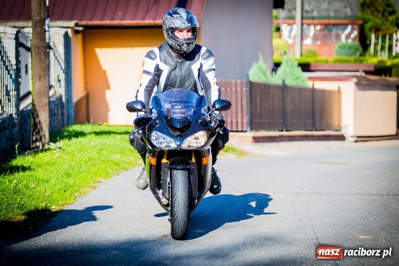 Zdjęcie w galerii na portalu naszraciborz.pl: Kilkuset motocyklistów na nieszporach dziękczynnych w Rudniku wiadomości z regionu