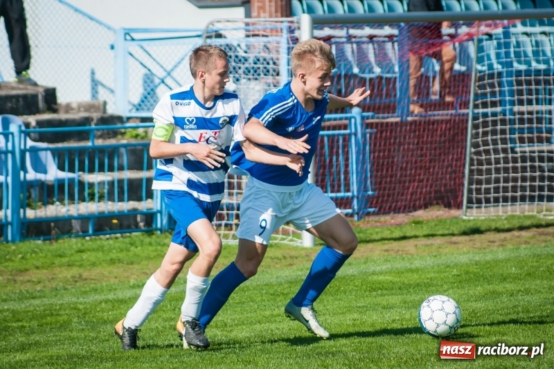 Zdjęcie w galerii na portalu naszraciborz.pl: Pewne zwycięstwo juniorów Unii z Górnikiem Radlin wiadomości z regionu