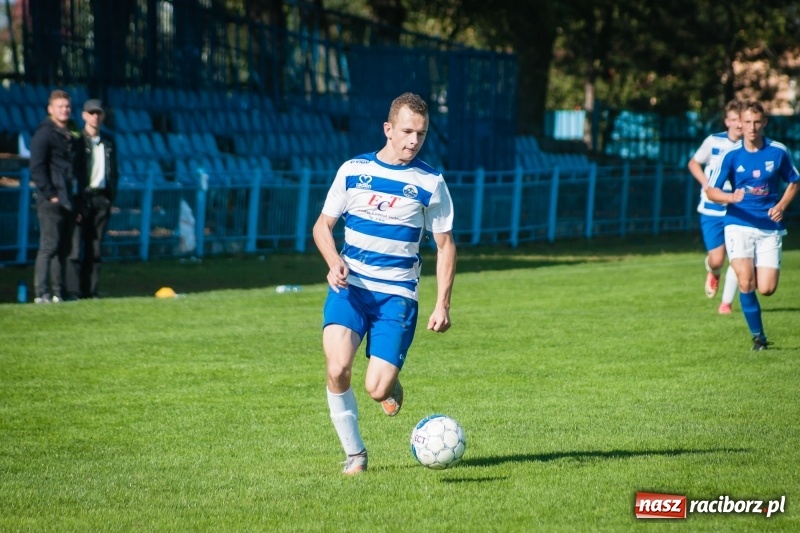 Zdjęcie w galerii na portalu naszraciborz.pl: Pewne zwycięstwo juniorów Unii z Górnikiem Radlin wiadomości z regionu
