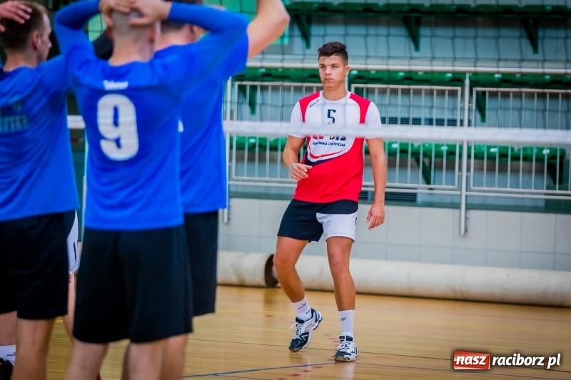 Zdjęcie w galerii na portalu naszraciborz.pl: JP Telebim RLPS w nowej odsłonie. Za nami pierwsza kolejka 21. edycji rozgrywek wiadomości z regionu