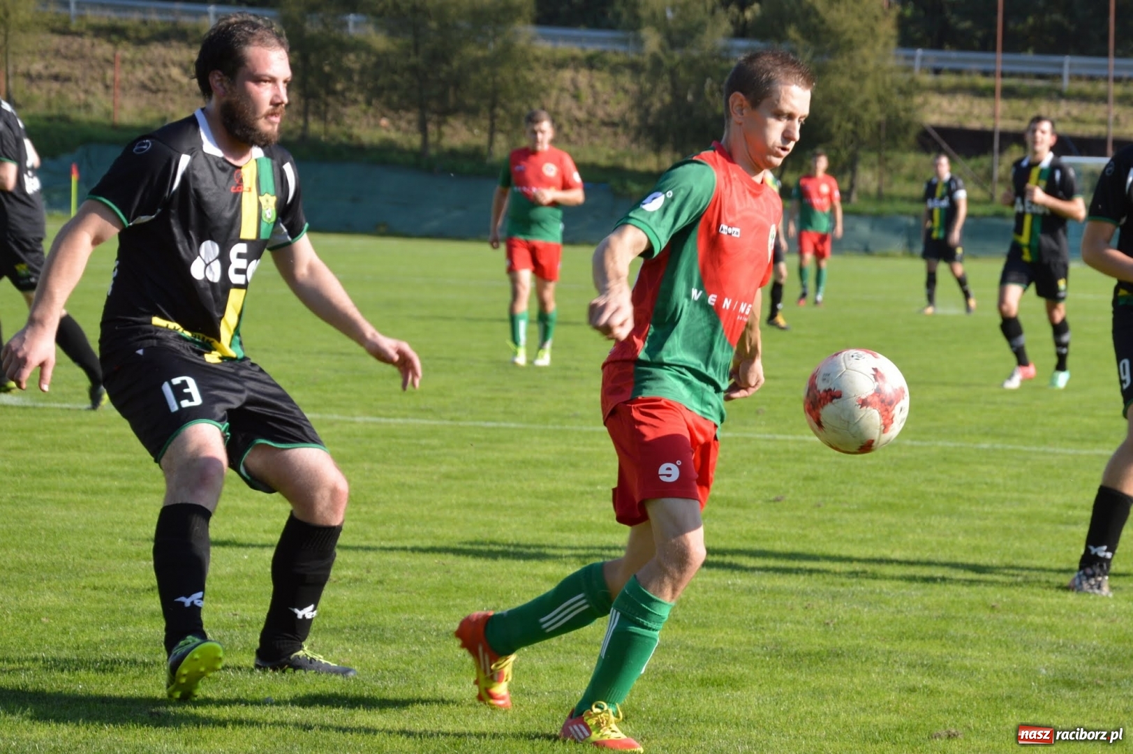 Zdjęcie w galerii na portalu naszraciborz.pl: Niespodzianka w Turzy Śląskiej. Rudzki Buk z kompletem punktów wiadomości z regionu