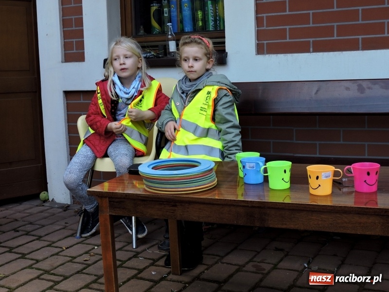 Zdjęcie w galerii na portalu naszraciborz.pl: Dzieci z Przedszkola numer 13 odwiedziły kort tenisowy Rafako wiadomości z regionu