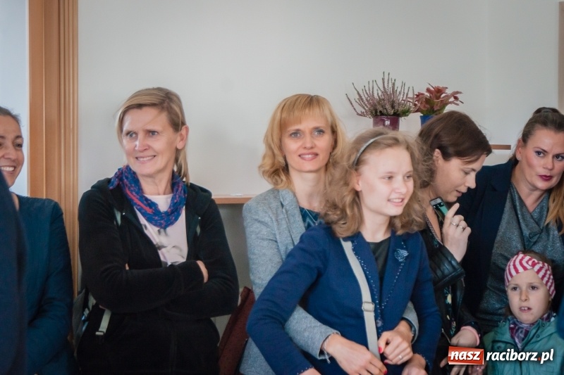 Zdjęcie w galerii na portalu naszraciborz.pl: Przy Cecylii powstała Niepubliczna Szkoła Podstawowa Umiem-Racibórz wiadomości z regionu