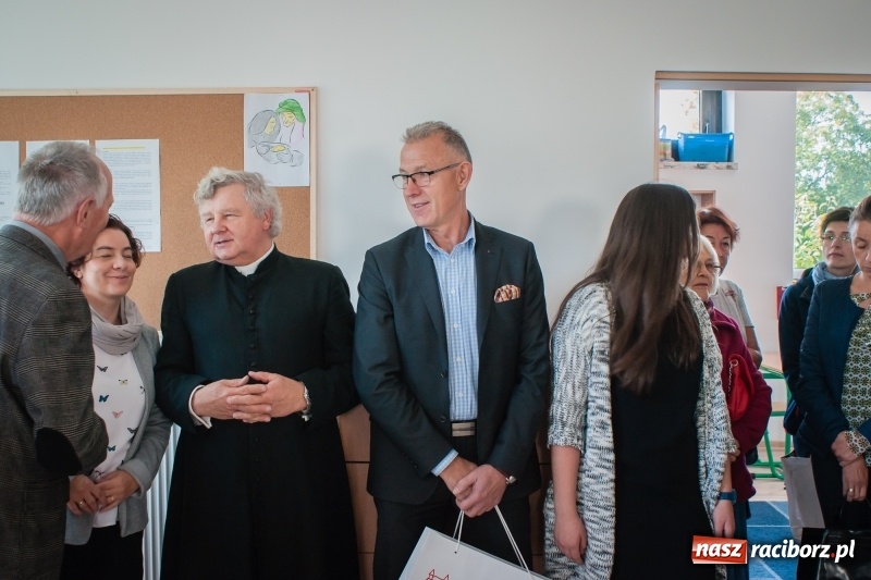 Zdjęcie w galerii na portalu naszraciborz.pl: Przy Cecylii powstała Niepubliczna Szkoła Podstawowa Umiem-Racibórz wiadomości z regionu