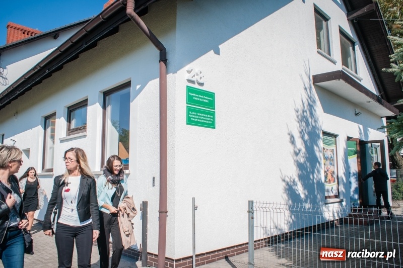 Zdjęcie w galerii na portalu naszraciborz.pl: Przy Cecylii powstała Niepubliczna Szkoła Podstawowa Umiem-Racibórz wiadomości z regionu