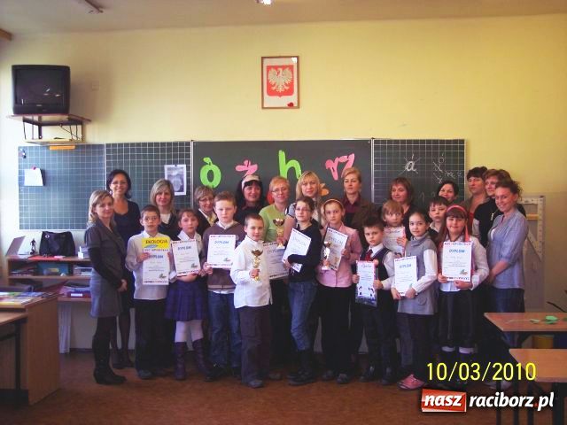 Zdjęcie w galerii na portalu naszraciborz.pl: XII Międzyszkolny Konkurs Ortograficzny wiadomości z regionu