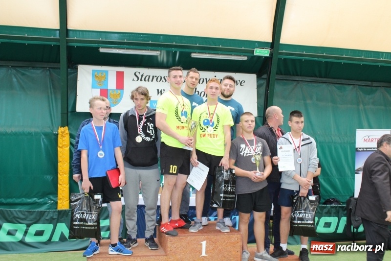 Zdjęcie w galerii na portalu naszraciborz.pl: III Turniej Tenisa Stołowego o Puchar Starosty Raciborskiego  wiadomości z regionu