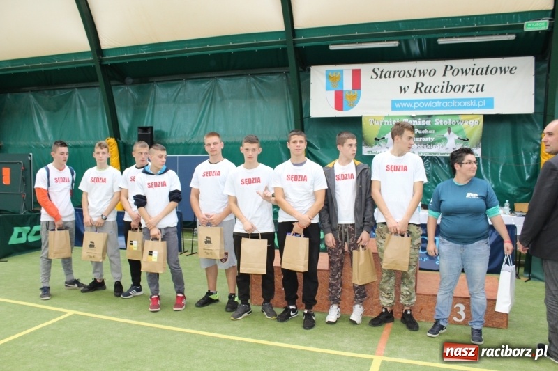 Zdjęcie w galerii na portalu naszraciborz.pl: III Turniej Tenisa Stołowego o Puchar Starosty Raciborskiego  wiadomości z regionu