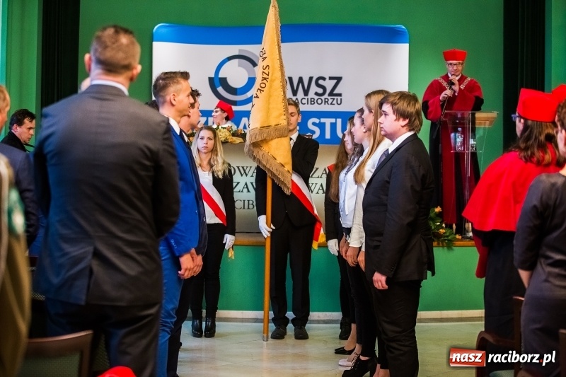 Zdjęcie w galerii na portalu naszraciborz.pl: Uroczysta inauguracja nowego roku akademickiego w PWSZ w Raciborzu  wiadomości z regionu