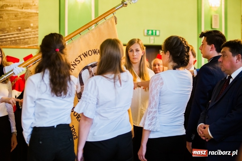 Zdjęcie w galerii na portalu naszraciborz.pl: Uroczysta inauguracja nowego roku akademickiego w PWSZ w Raciborzu  wiadomości z regionu