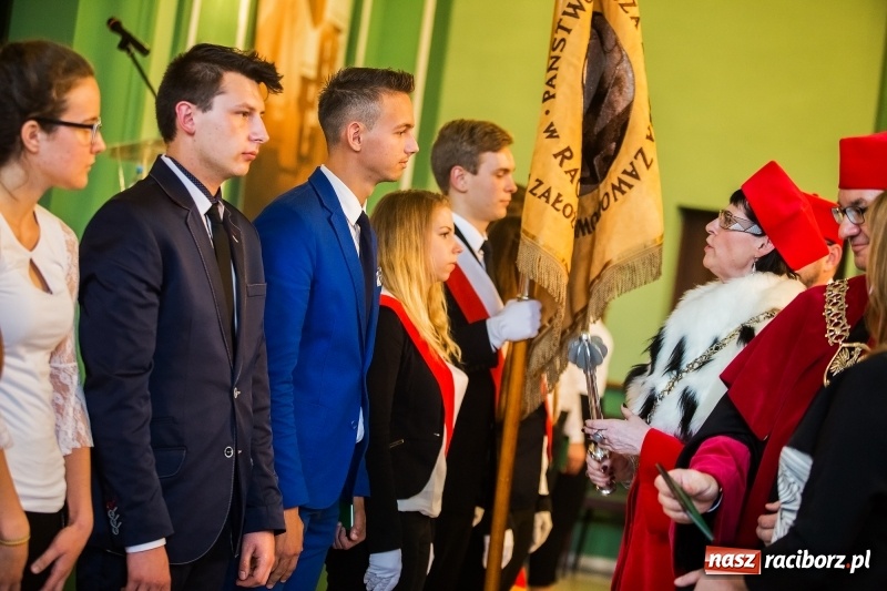 Zdjęcie w galerii na portalu naszraciborz.pl: Uroczysta inauguracja nowego roku akademickiego w PWSZ w Raciborzu  wiadomości z regionu