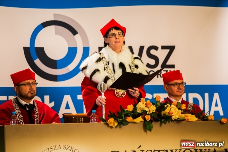 Zdjęcie w galerii na portalu naszraciborz.pl: Uroczysta inauguracja nowego roku akademickiego w PWSZ w Raciborzu  wiadomości z regionu