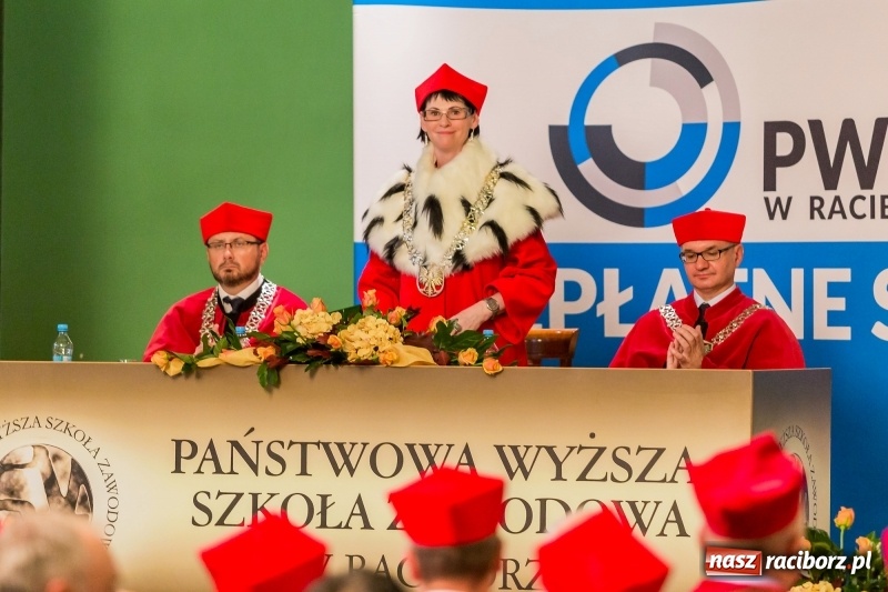 Zdjęcie w galerii na portalu naszraciborz.pl: Uroczysta inauguracja nowego roku akademickiego w PWSZ w Raciborzu  wiadomości z regionu