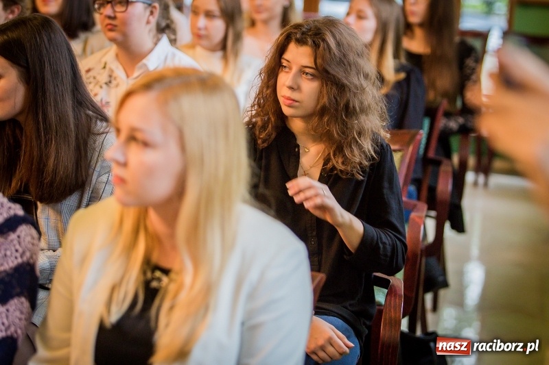 Zdjęcie w galerii na portalu naszraciborz.pl: Uroczysta inauguracja nowego roku akademickiego w PWSZ w Raciborzu  wiadomości z regionu