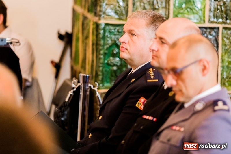 Zdjęcie w galerii na portalu naszraciborz.pl: Konferencja poświęcona powodzi tysiąclecia z udziałem wojewody śląskiego wiadomości z regionu