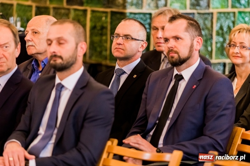 Zdjęcie w galerii na portalu naszraciborz.pl: Konferencja poświęcona powodzi tysiąclecia z udziałem wojewody śląskiego wiadomości z regionu
