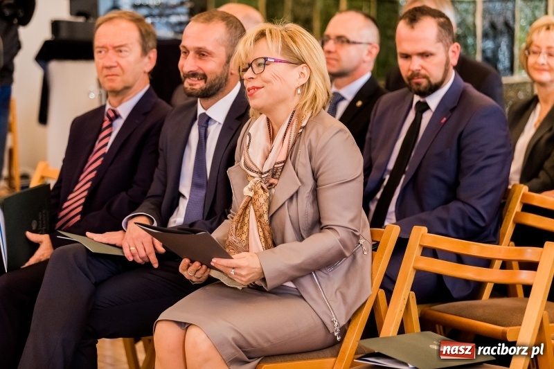 Zdjęcie w galerii na portalu naszraciborz.pl: Konferencja poświęcona powodzi tysiąclecia z udziałem wojewody śląskiego wiadomości z regionu