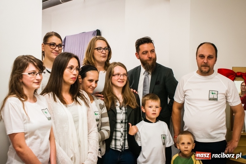 Zdjęcie w galerii na portalu naszraciborz.pl: Pracownia Przyszłości oficjalnym partnerem Śląskiego Banku Żywności wiadomości z regionu