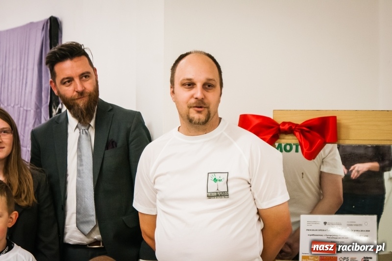 Zdjęcie w galerii na portalu naszraciborz.pl: Pracownia Przyszłości oficjalnym partnerem Śląskiego Banku Żywności wiadomości z regionu