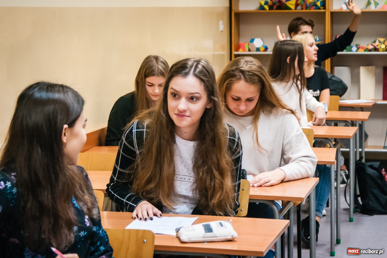 Zdjęcie w galerii na portalu naszraciborz.pl: Uczniowie II LO rywalizowali o tytuł poligloty wiadomości z regionu