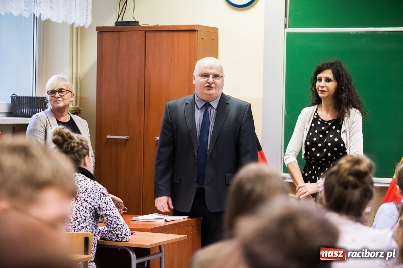 Zdjęcie w galerii na portalu naszraciborz.pl: Języki obce nie są mi obce. V Powiatowy Konkurs Językowy dla uczniów szkoły podstawowej i gimnazjum wiadomości z regionu