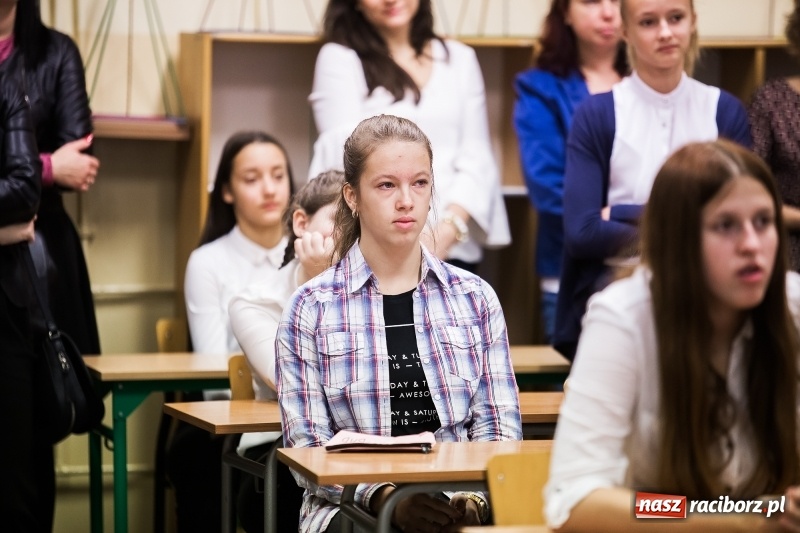 Zdjęcie w galerii na portalu naszraciborz.pl: Języki obce nie są mi obce. V Powiatowy Konkurs Językowy dla uczniów szkoły podstawowej i gimnazjum wiadomości z regionu