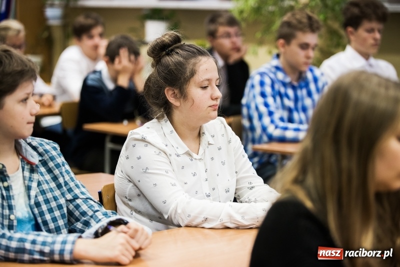 Zdjęcie w galerii na portalu naszraciborz.pl: Języki obce nie są mi obce. V Powiatowy Konkurs Językowy dla uczniów szkoły podstawowej i gimnazjum wiadomości z regionu