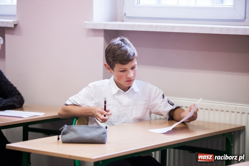 Zdjęcie w galerii na portalu naszraciborz.pl: Języki obce nie są mi obce. V Powiatowy Konkurs Językowy dla uczniów szkoły podstawowej i gimnazjum wiadomości z regionu