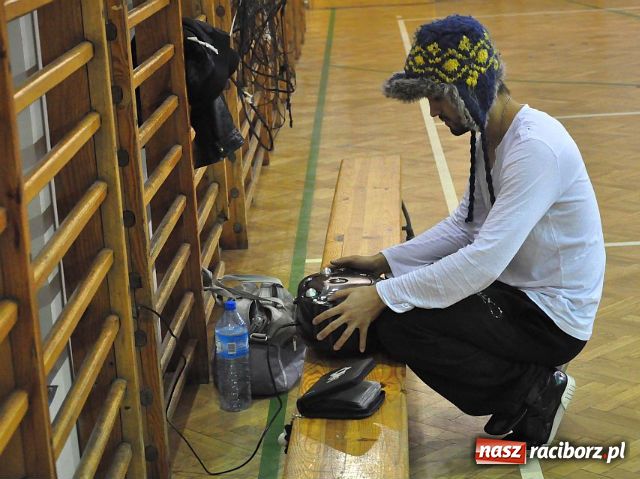 Zdjęcie w galerii na portalu naszraciborz.pl: Tanecznym krokiem z gwiazdami wiadomości z regionu