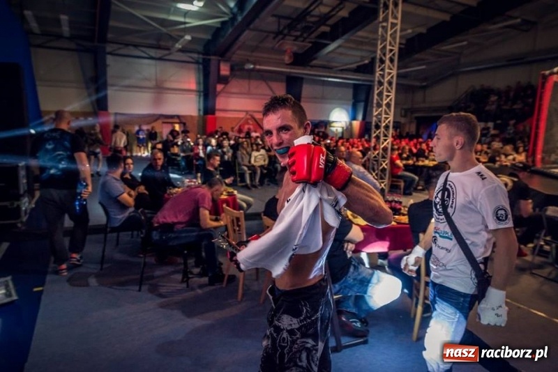 Zdjęcie w galerii na portalu naszraciborz.pl: Raciborzanie wygrali swoje walki na gali MMA w Bohuminie FOTO i WIDEO wiadomości z regionu