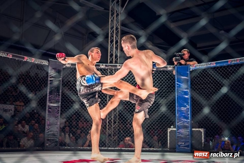 Zdjęcie w galerii na portalu naszraciborz.pl: Raciborzanie wygrali swoje walki na gali MMA w Bohuminie FOTO i WIDEO wiadomości z regionu